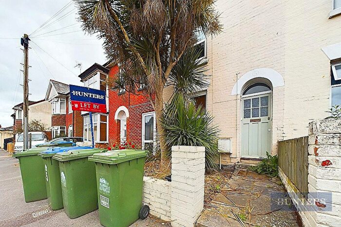 3 Bedroom Terraced House To Rent In Cambridge Road, Southampton, SO14