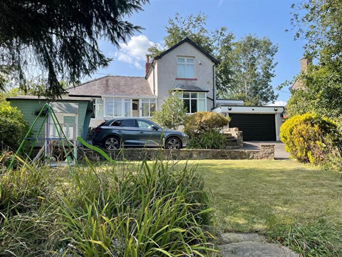 4 Bedroom Detached House For Sale In Rowton Grange Road, Chapel-En-Le-Frith, High Peak, SK23