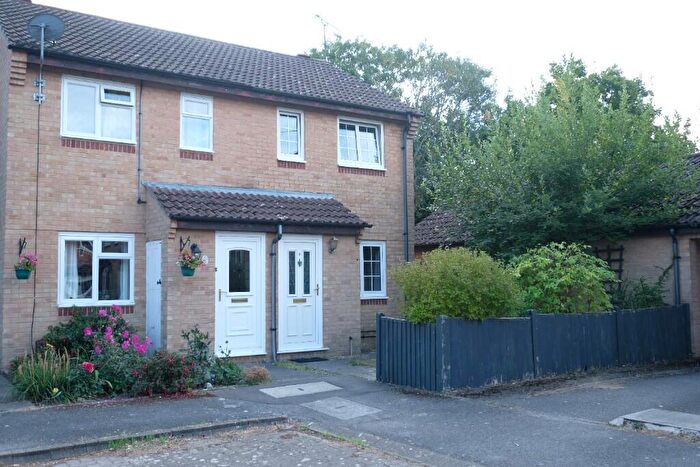 2 Bedroom End Of Terrace House To Rent In Woodmoor Close, Marchwood, Southampton, SO40