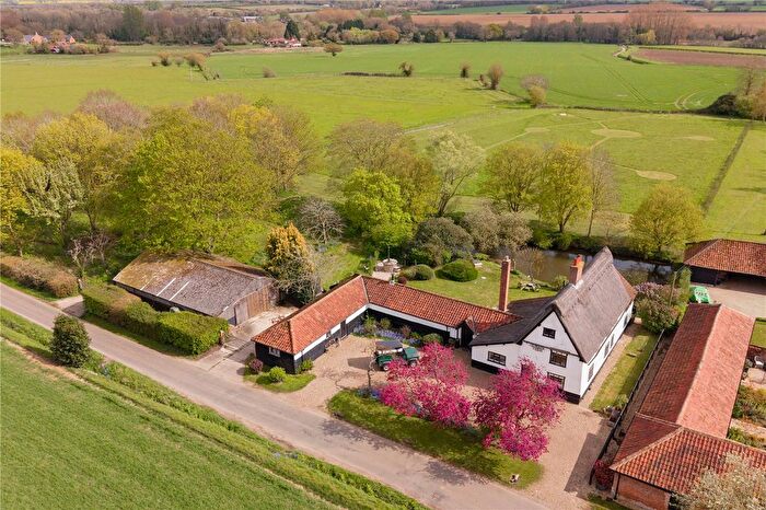 5 Bedroom Detached House For Sale In Low Common, Bunwell, Norwich, NR16