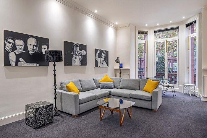 1 Bedroom Flat To Rent In Lower Sloane Street, London, SW1W