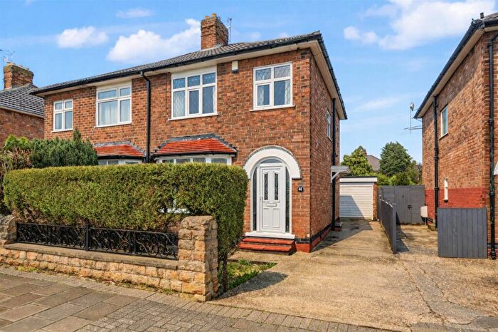 3 Bedroom Semi Detached House For Sale In Beech Avenue, Beeston, Nottingham, NG9