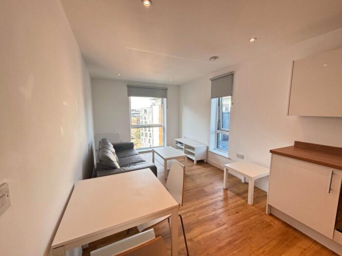 2 Bedroom Apartment To Rent In Eastbank Tower, Great Ancoats Street, Manchester, M4