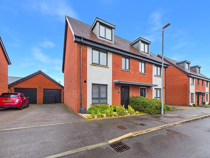 4 Bedroom Semi Detached House For Sale In The Rangers, Folkestone, Kent, CT20