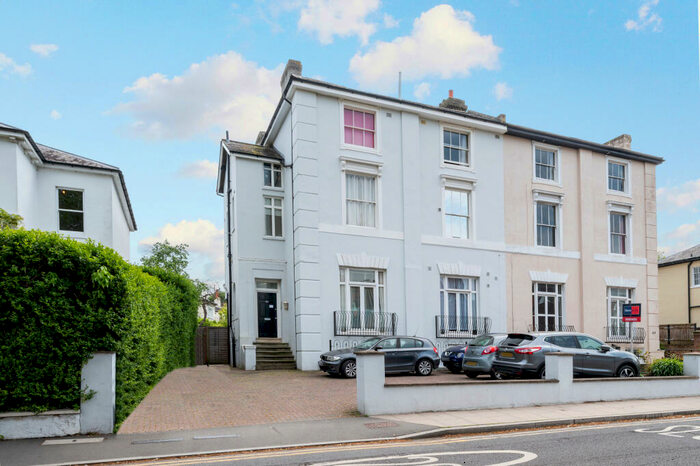 Apartment To Rent In Christopher Court, Claremont Road, Surbiton, Surrey, KT6