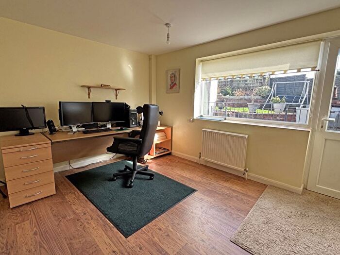 4 Bedroom Detached House For Sale In Moor View Close, Sidmouth, EX10
