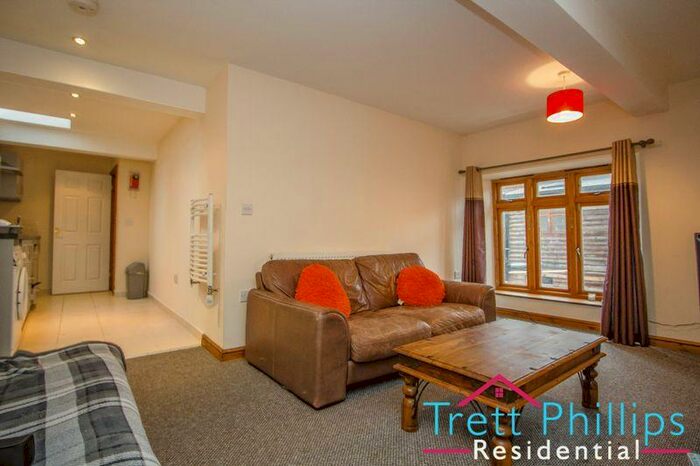 1 Bedroom Flat To Rent In High Street, Stalham, NR12
