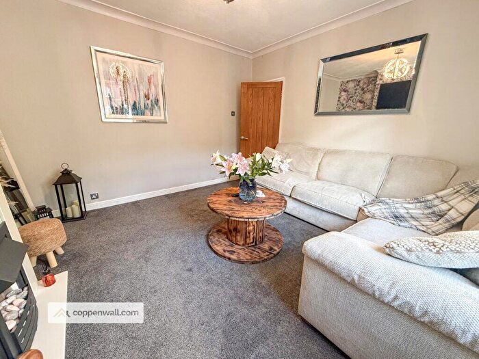 3 Bedroom End Of Terrace House For Sale In Vale Street, Bacup, Rossendale, OL13