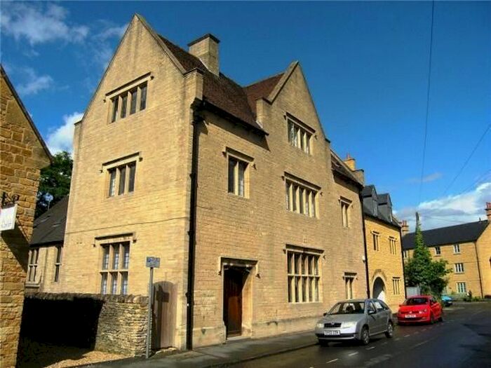 2 Bedroom Flat To Rent In The Old Post Office, New Road, Moreton-In-Marsh GL56