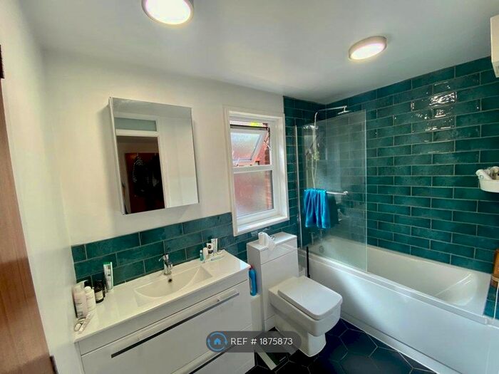 Studio To Rent In Holley Road, London, W3