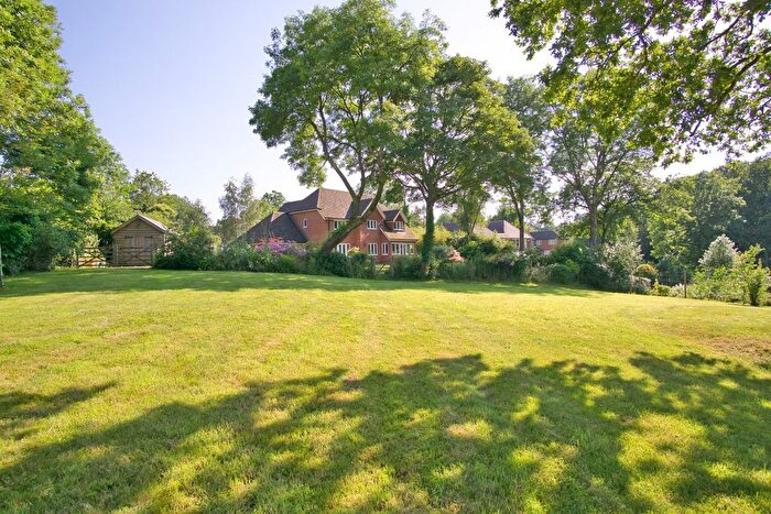 5 Bedroom Detached House For Sale In Boundstone Road, Rowledge, Farnham, Surrey, GU10