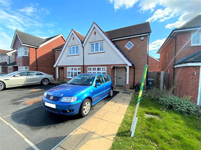 3 Bedroom Semi-Detached House To Rent In Laverton Road, Leicester, LE5