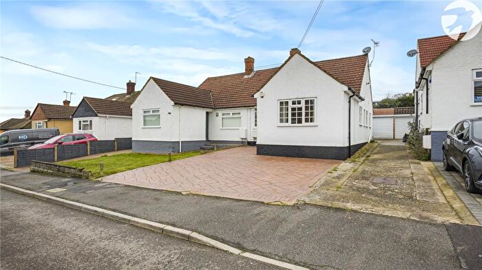 3 Bedroom Bungalow For Sale In Bower Road, Hextable, Kent, BR8