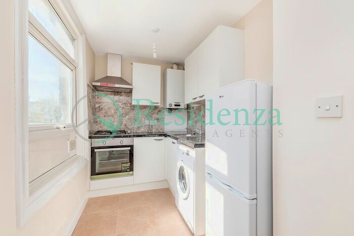 1 Bedroom Flat To Rent In Mitcham Road, London, SW17
