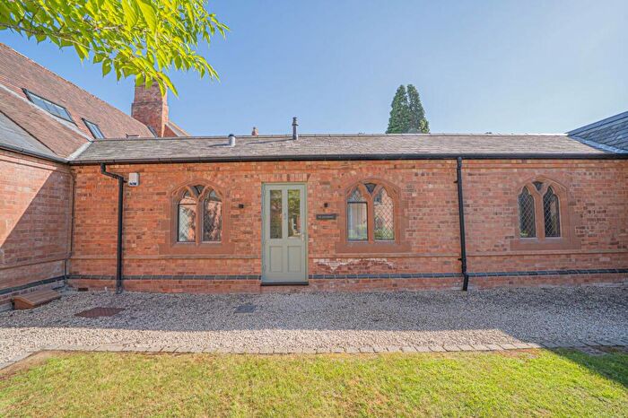 2 Bedroom Apartment For Sale In Rising Lane, Knowle, B93