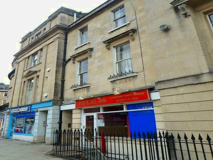 Studio To Rent In Cleveland Place East, BA1