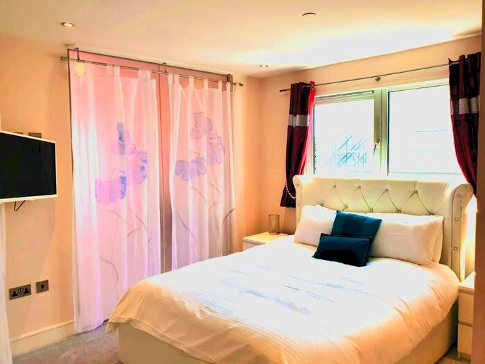 1 Bedroom Apartment To Rent In Talbot Street, Nottingham, NG1