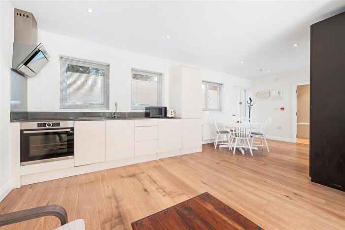 2 Bedroom Flat For Sale In Keswick House, Anerley Road, Anerley, London, SE20