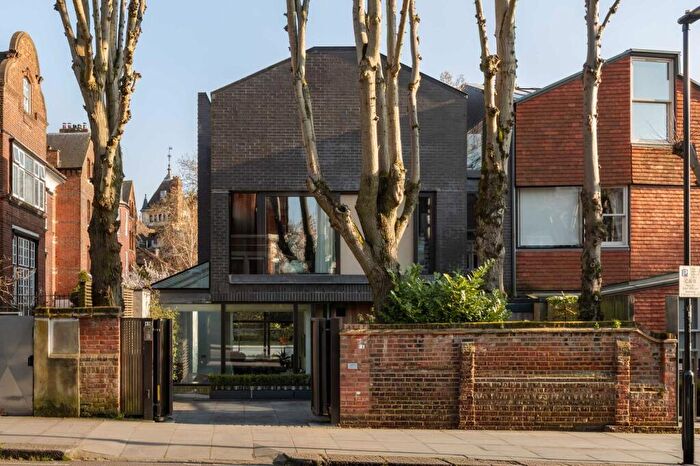 4 Bedroom Detached House For Sale In Netherhall Gardens, London, NW3