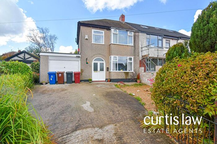 3 Bedroom Semi-Detached House For Sale In Bank Lane, Blackburn, BB1