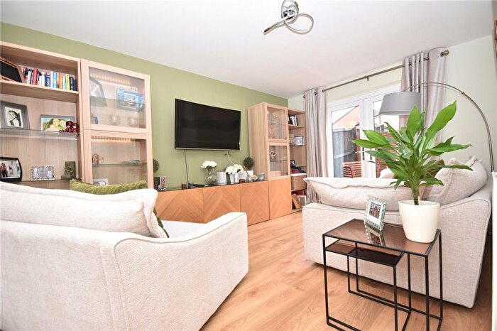 4 Bedroom Town House For Sale In Fletchers Way, Allerton Bywater, Castleford, West Yorkshire, WF10