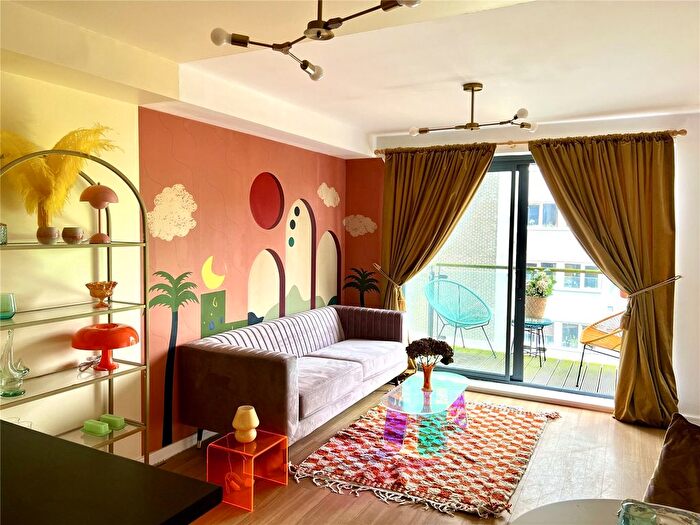 1 Bedroom Flat To Rent In Butterfield House, Berber Parade, London, SE18