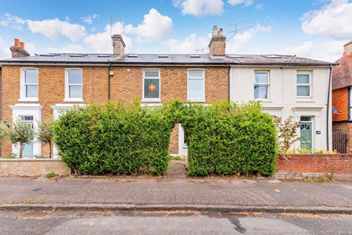 4 Bedroom Semi-Detached House For Sale In Vicarage Road, Maidenhead, SL6