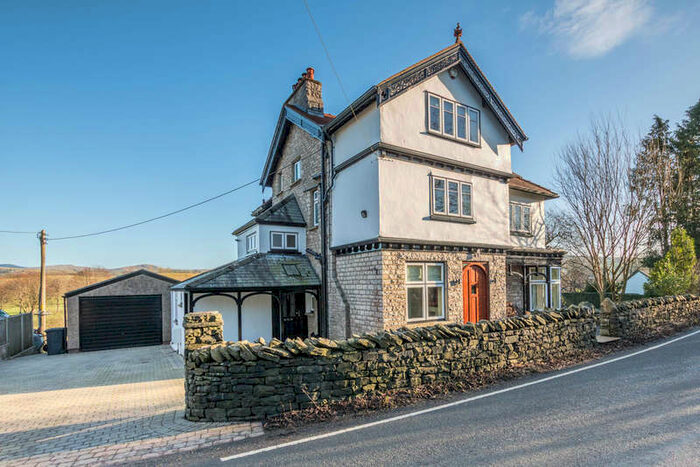 5 Bedroom Detached House For Sale In Eggholme, Burneside, Kendal, LA9