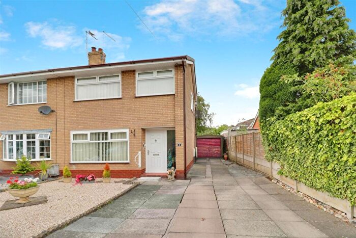 3 Bedroom Semi-Detached House For Sale In Greenway Close, Rode Heath, Stoke-On-Trent, ST7