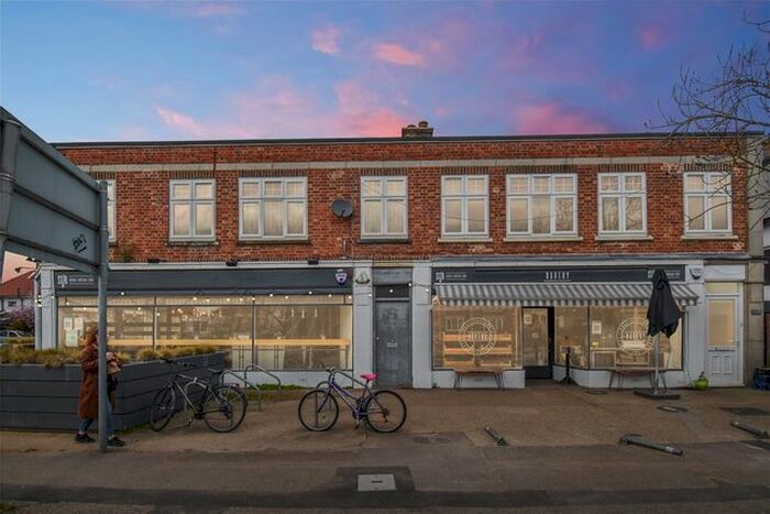 3 Bedroom Flat To Rent In Chesterton Road, Cambridge, CB4