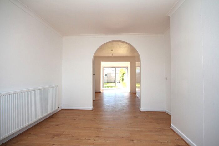 1 Bedroom End Of Terrace House To Rent In Thistledene Avenue, South Harrow, HA2