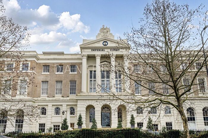 1 Bedroom Flat For Sale In Kennington Lane, Imperial Court, SE11