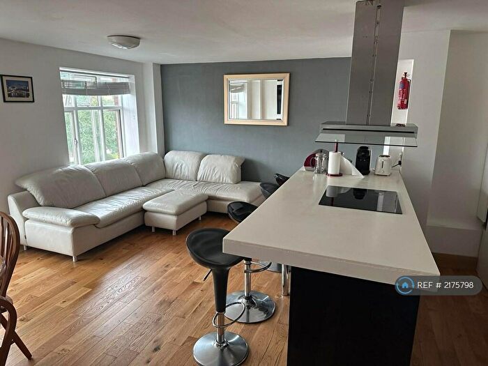 4 Bedroom Flat To Rent In City Road, Newcastle Upon Tyne, NE1