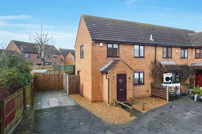 2 Bedroom Semi-Detached House For Sale In Lynott Close, Crownhill, Milton Keynes, MK8