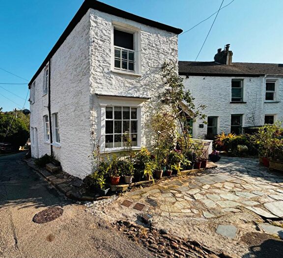 3 Bedroom Cottage For Sale In The Old Bakery, Calstock, Cornwall, PL18