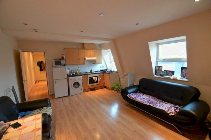 1 Bedroom Flat To Rent In High Road, Leyton, E10