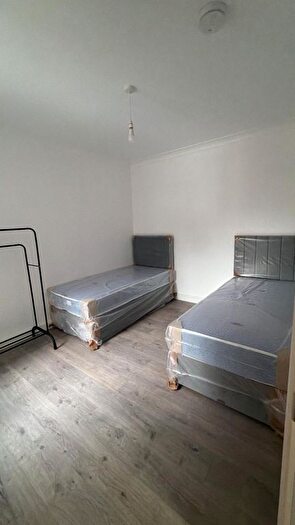 1 Bedroom Semi Detached House To Rent In Cromwell Road, Luton, LU3