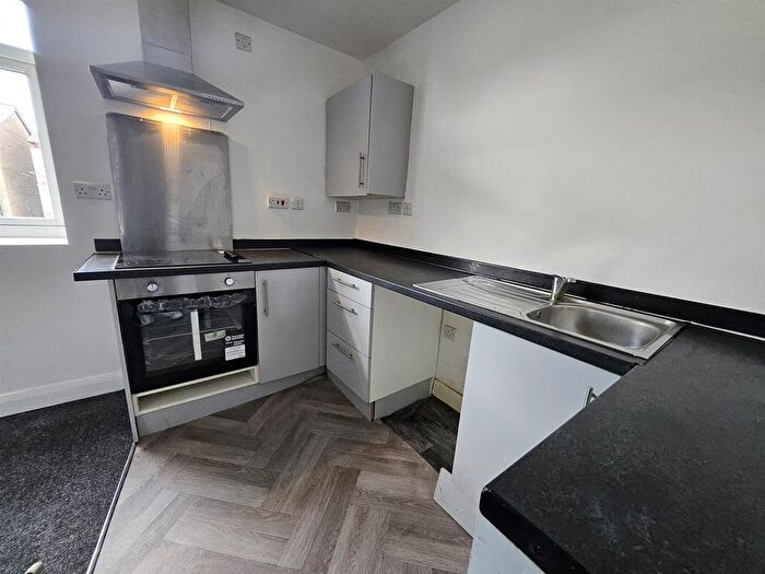 1 Bedroom Flat To Rent In - Halliwell Road, Bolton, BL1