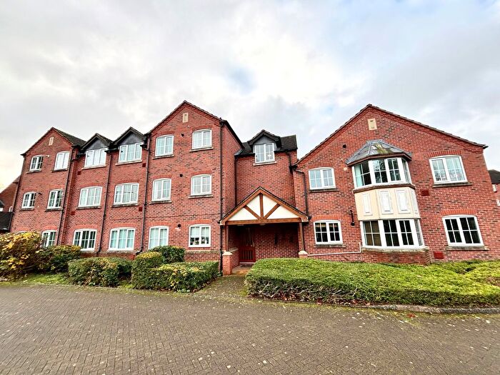2 Bedroom Flat To Rent In Brookfield Court, Stratford-Upon-Avon, CV37