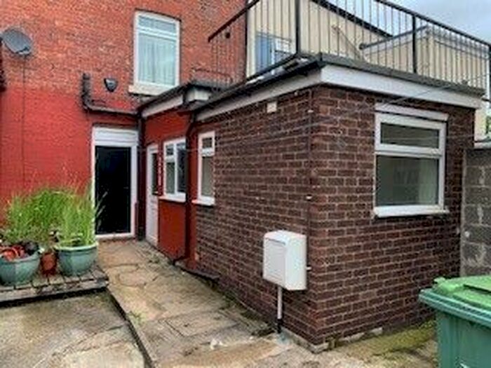 1 Bedroom Flat To Rent In Barnsley Road, Moorthorpe, South Elmsall, Pontefract, WF9