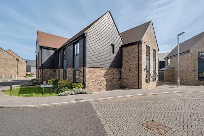 2 Bedroom Flat For Sale In Brooke Close, Margate, CT9