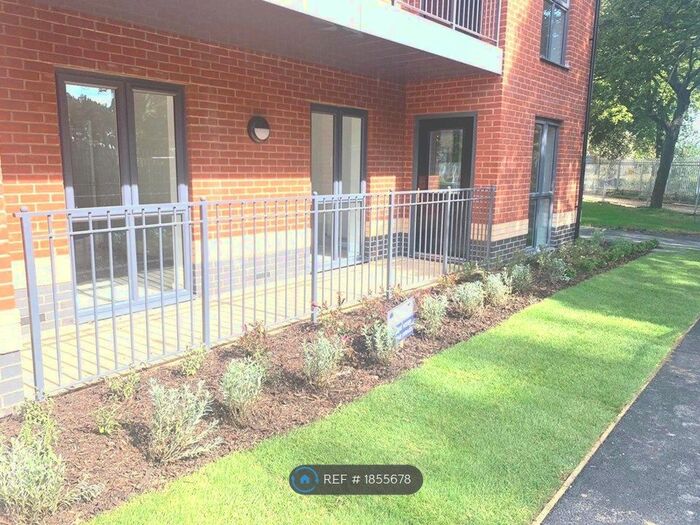 2 Bedroom Flat To Rent In Echelon Walk, Colchester, CO4