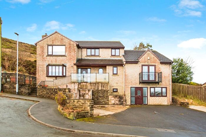 6 Bedroom Detached House For Sale In Ogden Lane, Denholme, Bradford, BD13