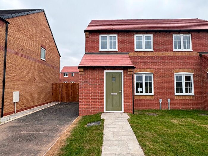 3 Bedroom Semi-detached House To Rent In Pastures View, New Ollerton, NG22