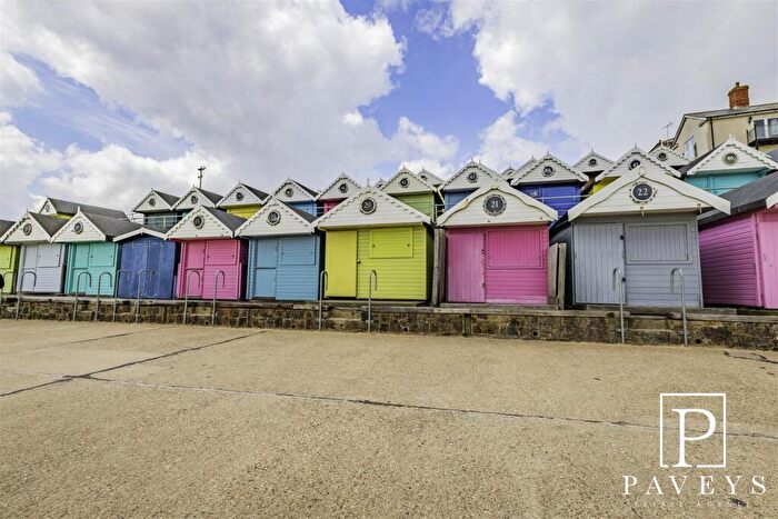 Chalet For Sale In Southcliff Promenade, Walton On The Naze, CO14