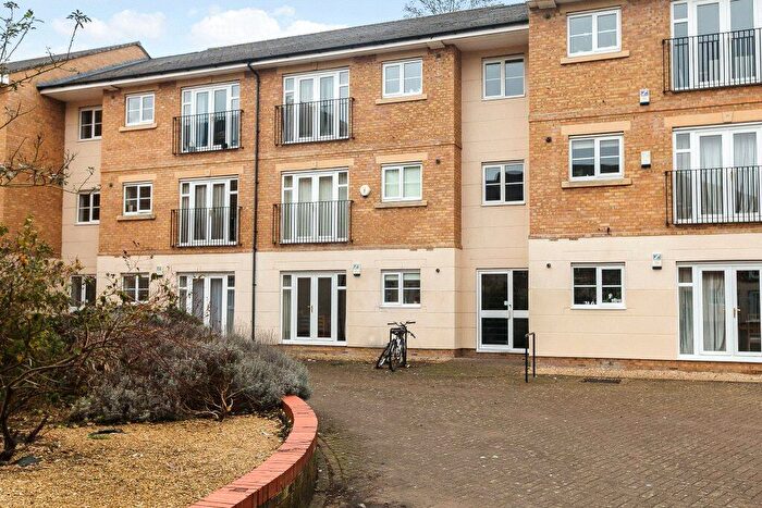 2 Bedroom Apartment To Rent In Grandpont Place, Long Ford Close, Oxford, OX1