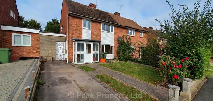 3 Bedroom Semi-Detached House To Rent In Highcliffe Road, Essex, SS11