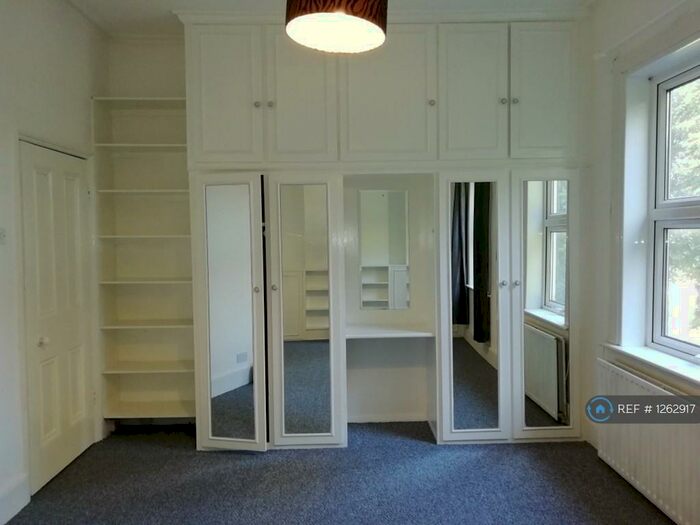 3 Bedroom End Of Terrace House To Rent In Kangley Bridge Road, London, SE26