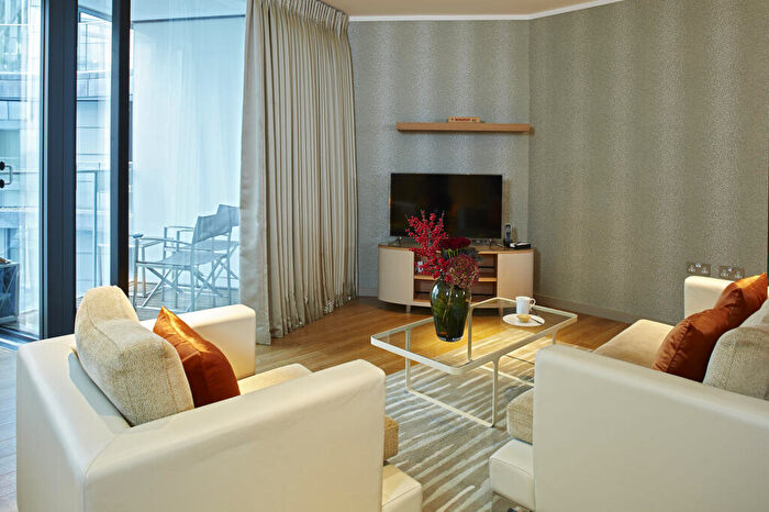 Studio To Rent In Lower Thames Street, Tower Hill, London, EC3R