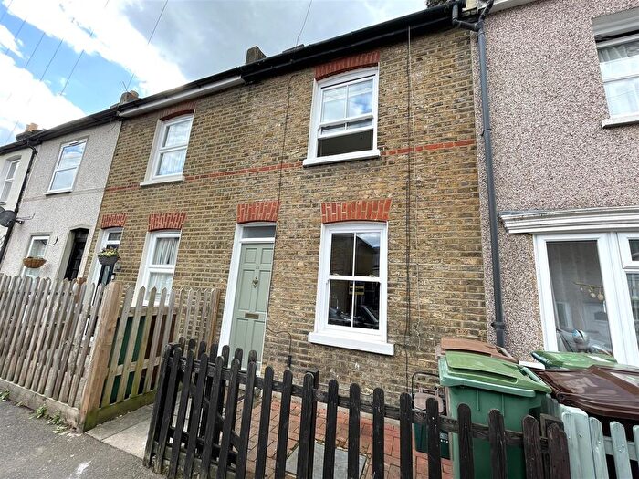 2 Bedroom Property To Rent In Harold Road, Sutton, SM1